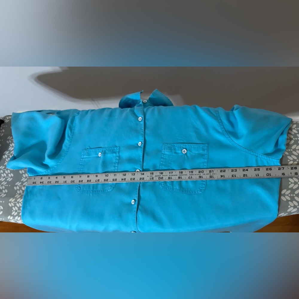 FOXCROFT Womens Turquoise Button Down 100% Tencel Shirt 20W Plus Front Pockets - Picture 8 of 13
